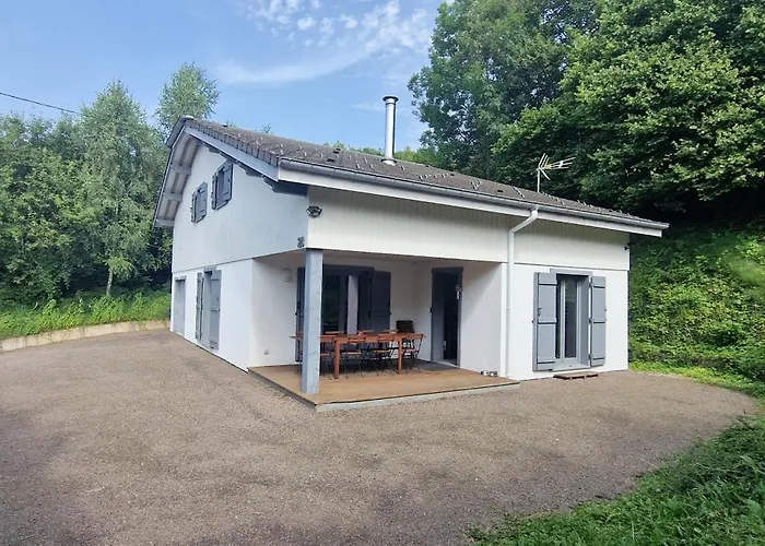 Le Clos Des Mynes 3 Etoiles Atout France Дом отдыха *